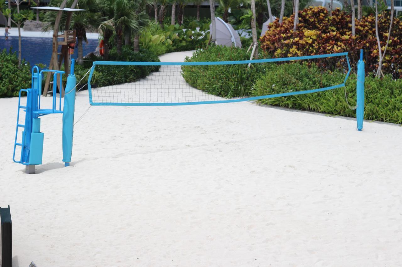Azure Tropical Paradise Manila Dış mekan fotoğraf