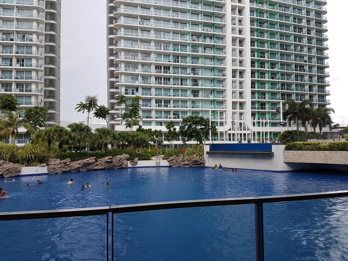 Azure Tropical Paradise Manila Dış mekan fotoğraf