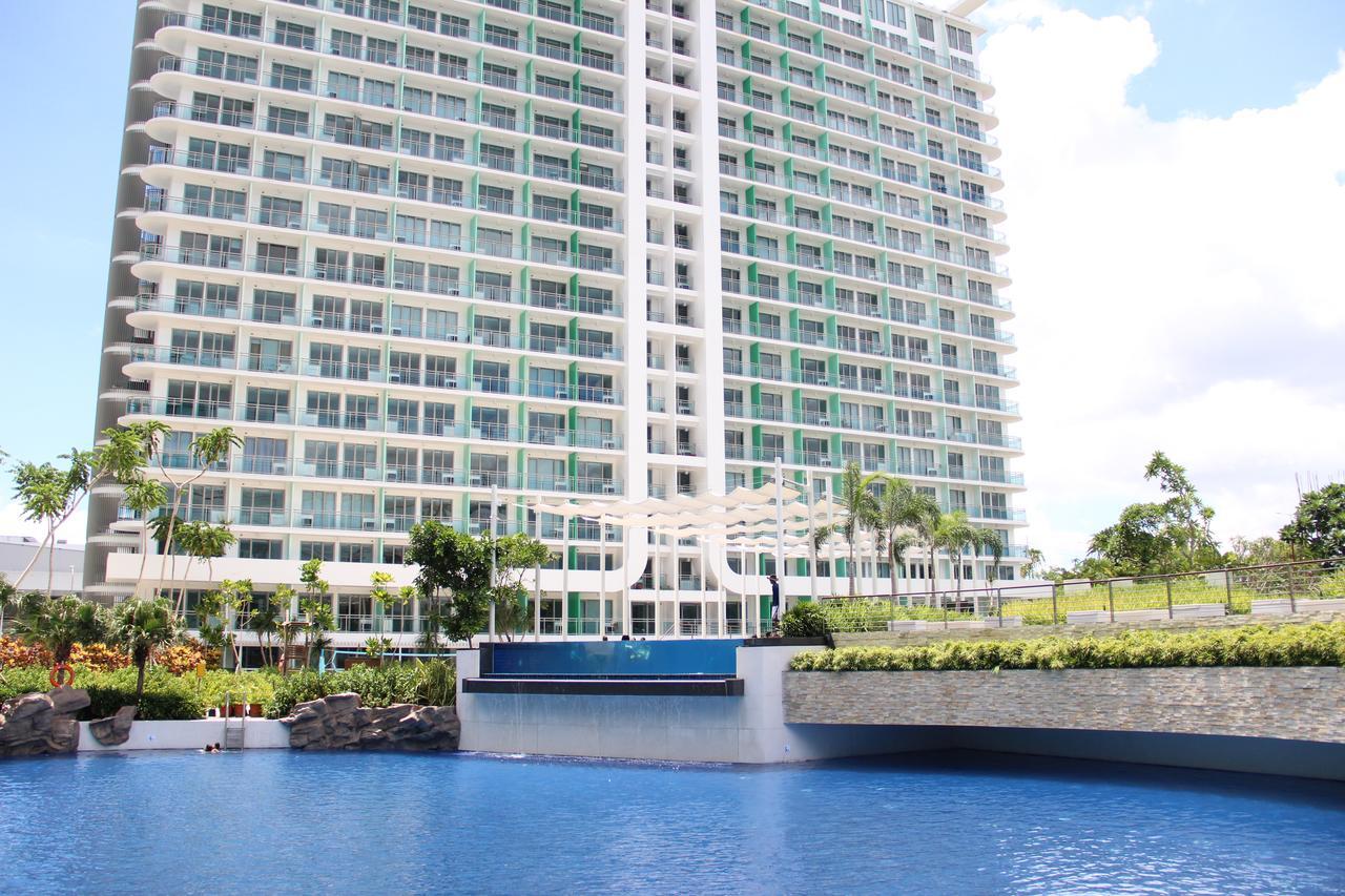 Azure Tropical Paradise Manila Dış mekan fotoğraf